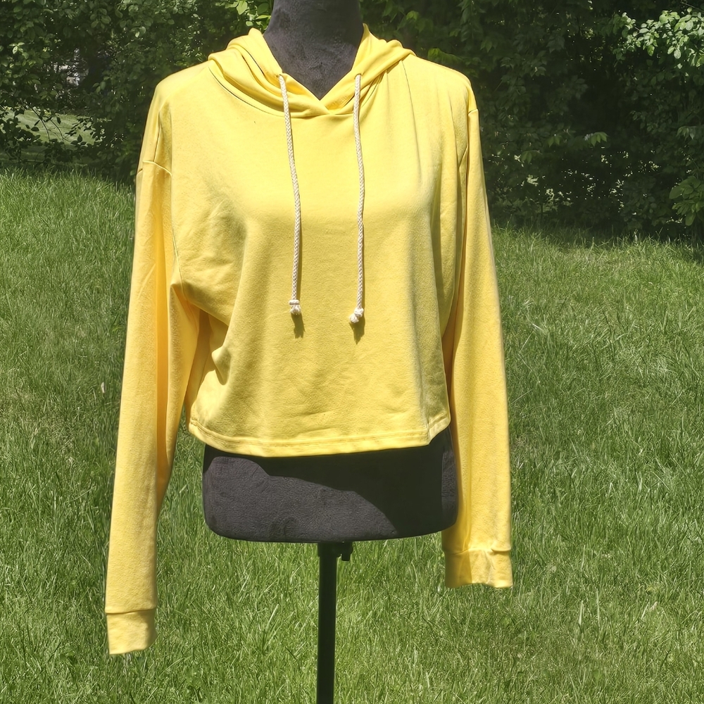 Hoodie Crop Top Medium